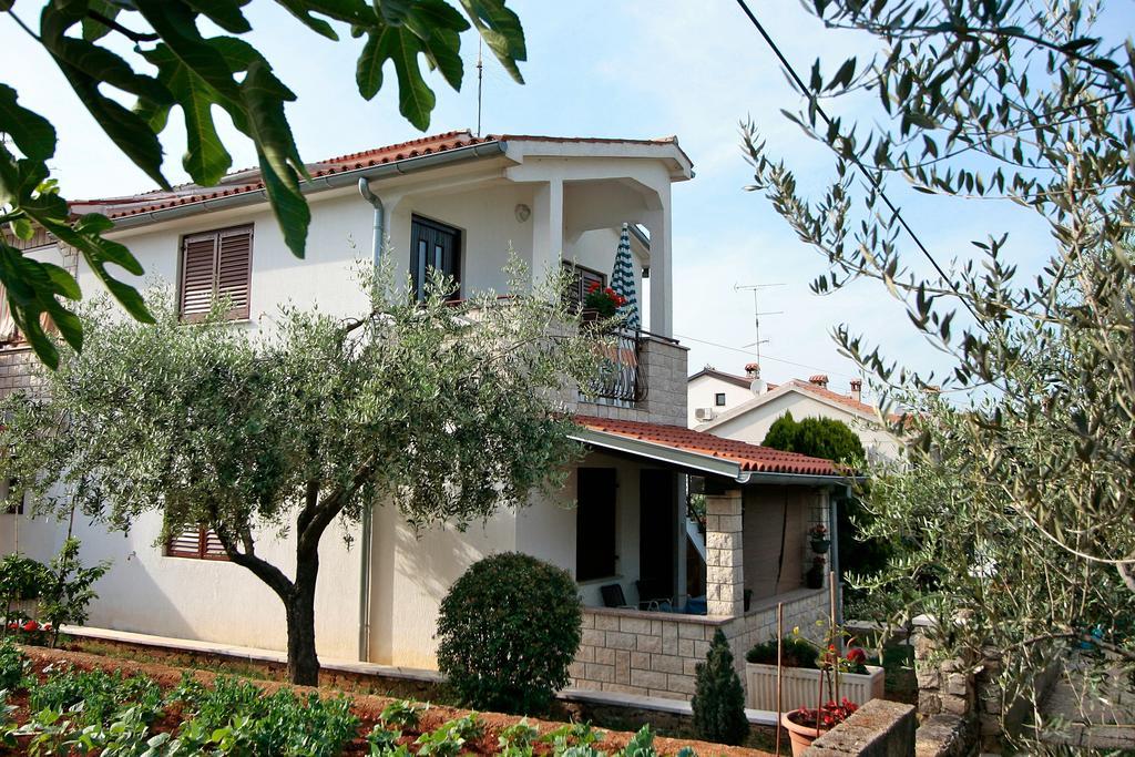 Apartments Graziella Poreč Exterior foto
